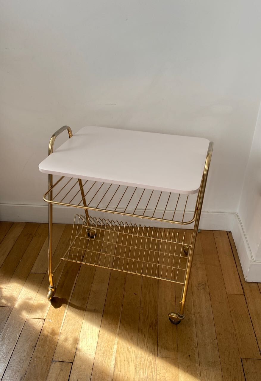 Storage-vinyl extra table