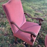 Armchair Voltaire or shepherdess and foot rest in pink velvet Louis XVI