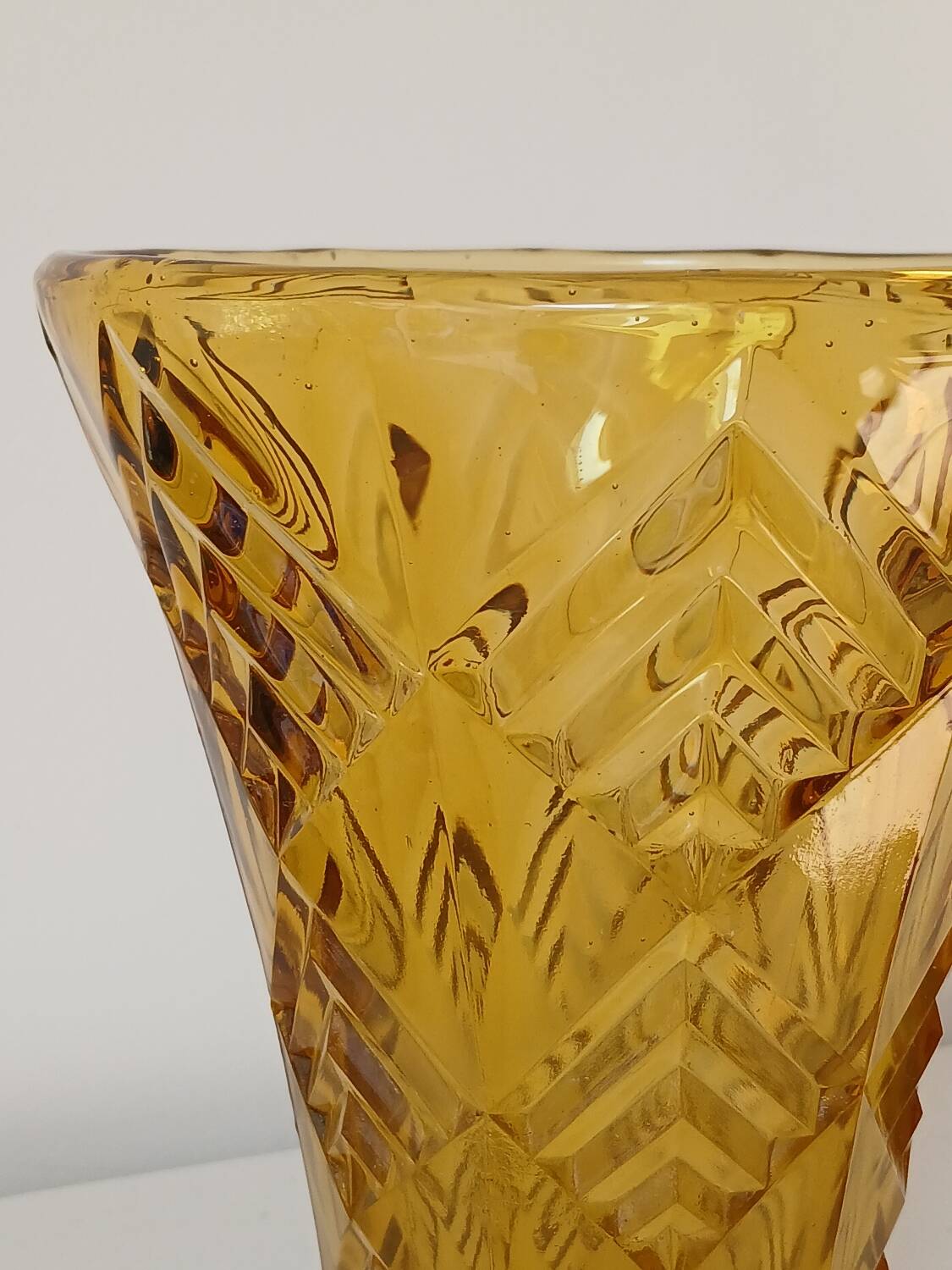 Amber yellow glass vase