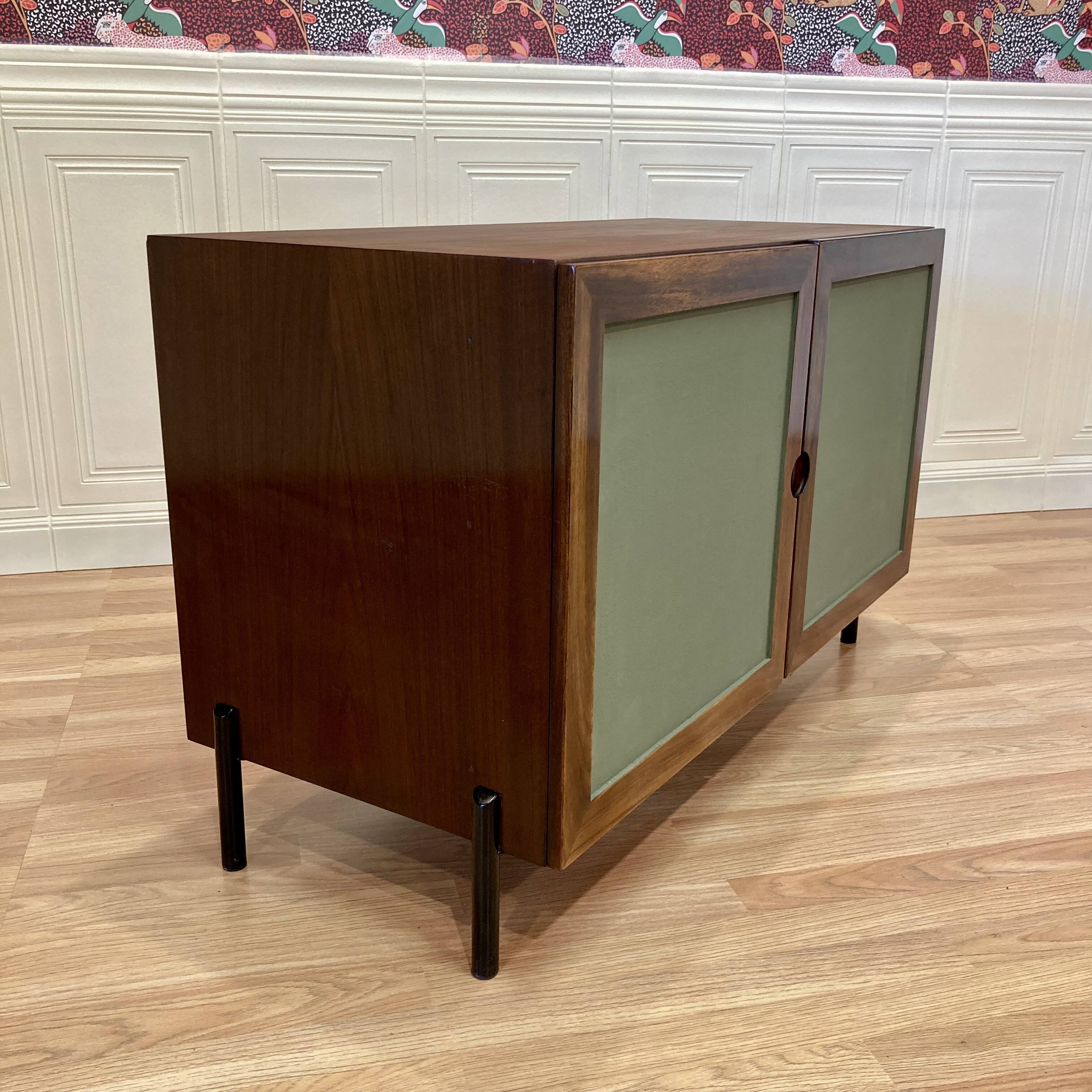 Commode palissandre et métal design 1950.