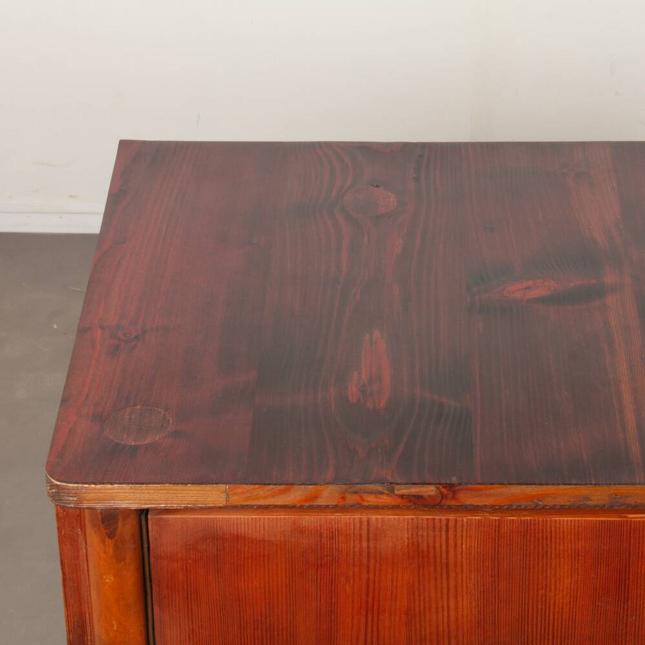 Wooden chest of drawers from the 1950s