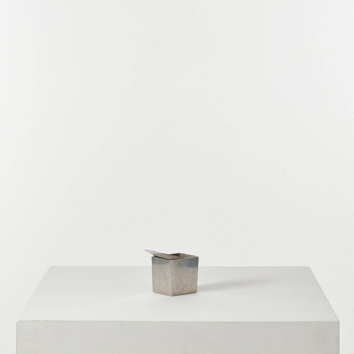 Philippe Starck Ray Hollis Ashtray for XO, France 1997