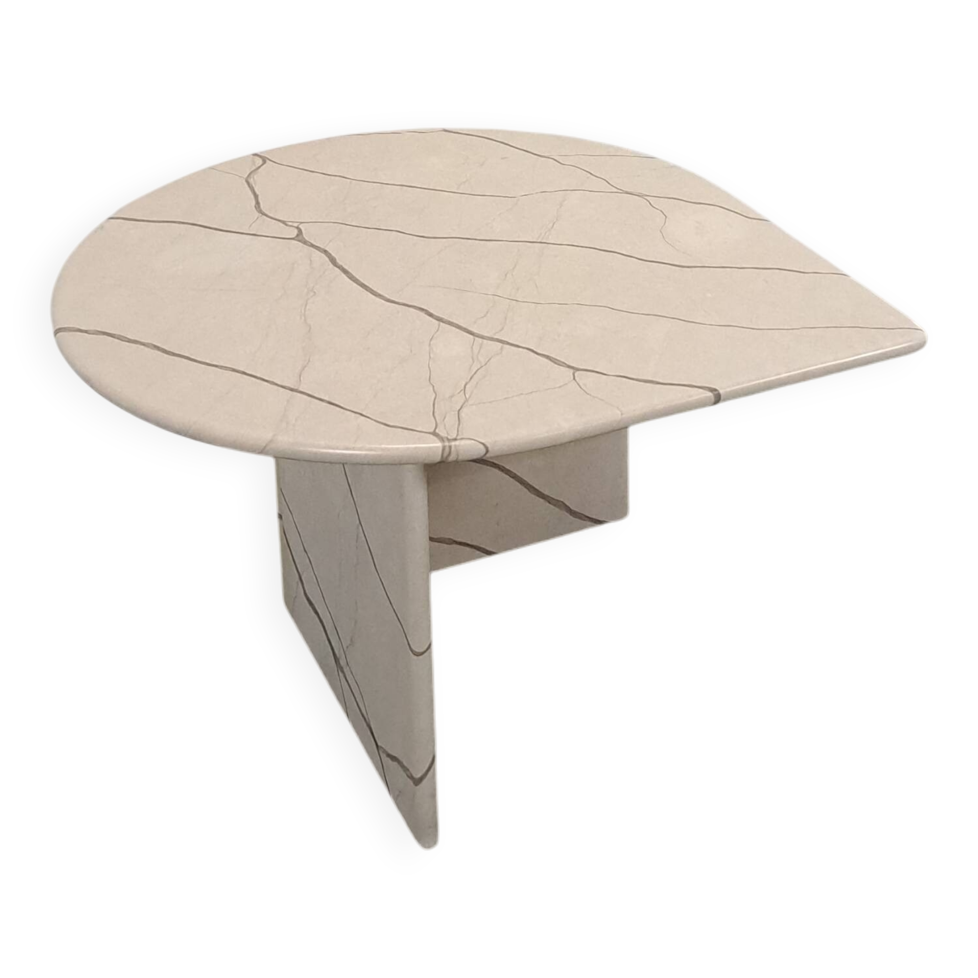 Marmeren druppelvormige tafel