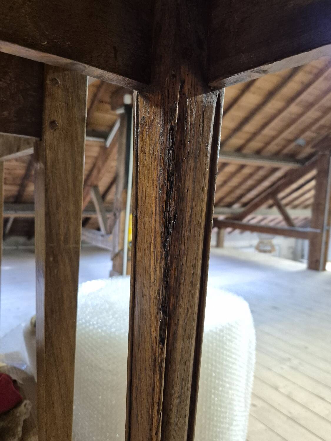 Antique rustic farmhouse table in solid oak, 19th century