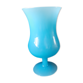 Vase en opaline bleu turquoise