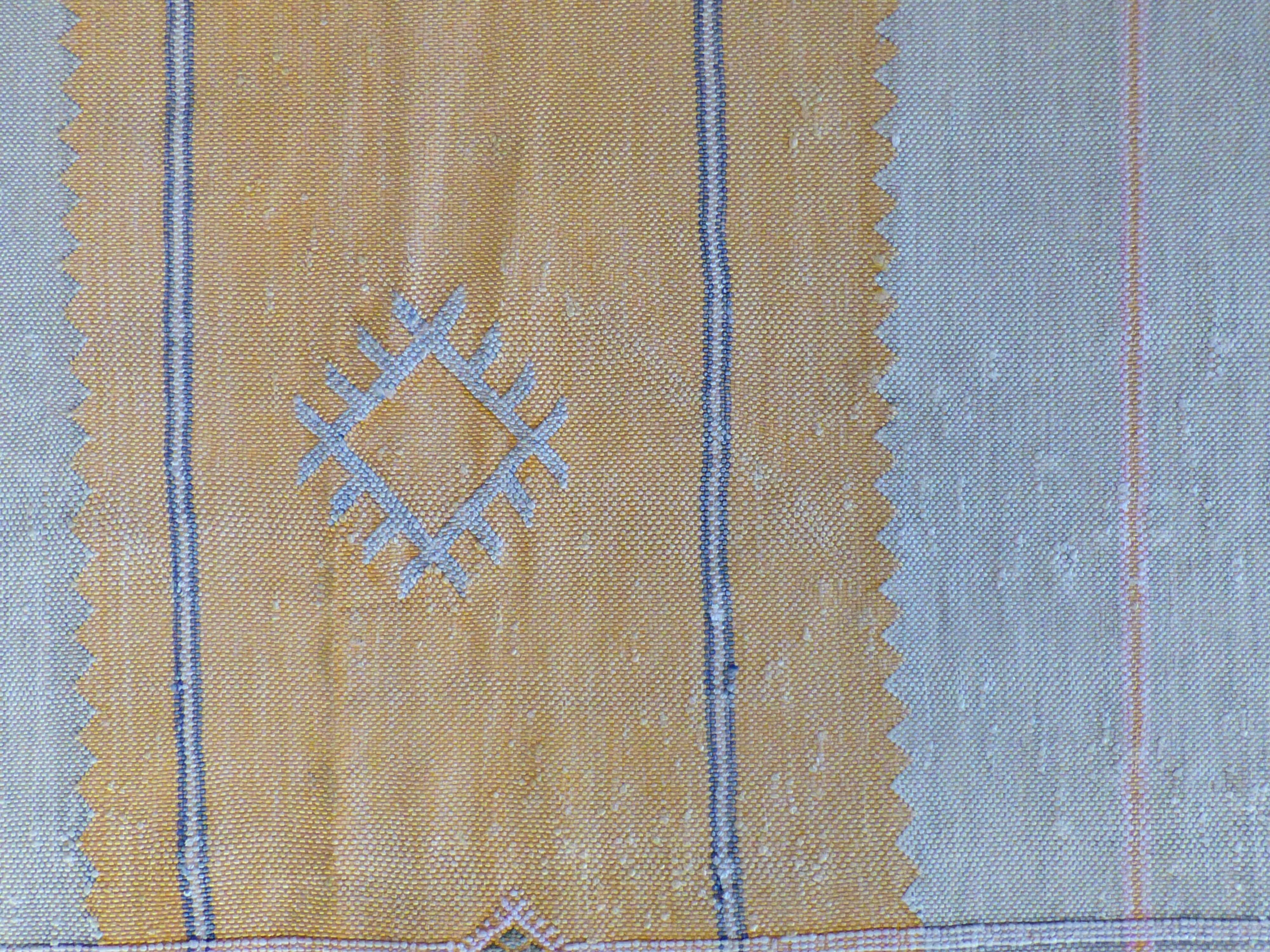 Cactus silk kilim rug, 140x95cm