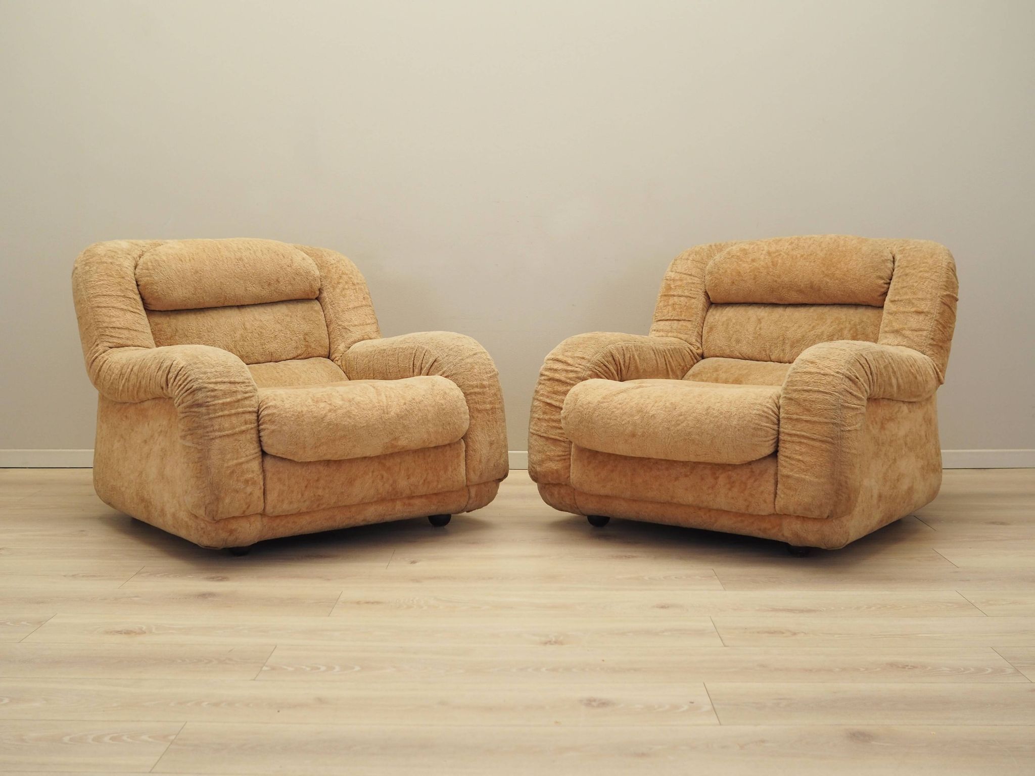 Beige armchair, Italian design, 1960s, production: Italy
