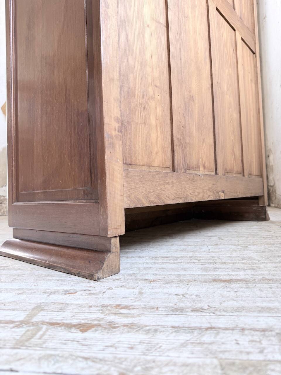 Art Deco wardrobe from the 1940s.