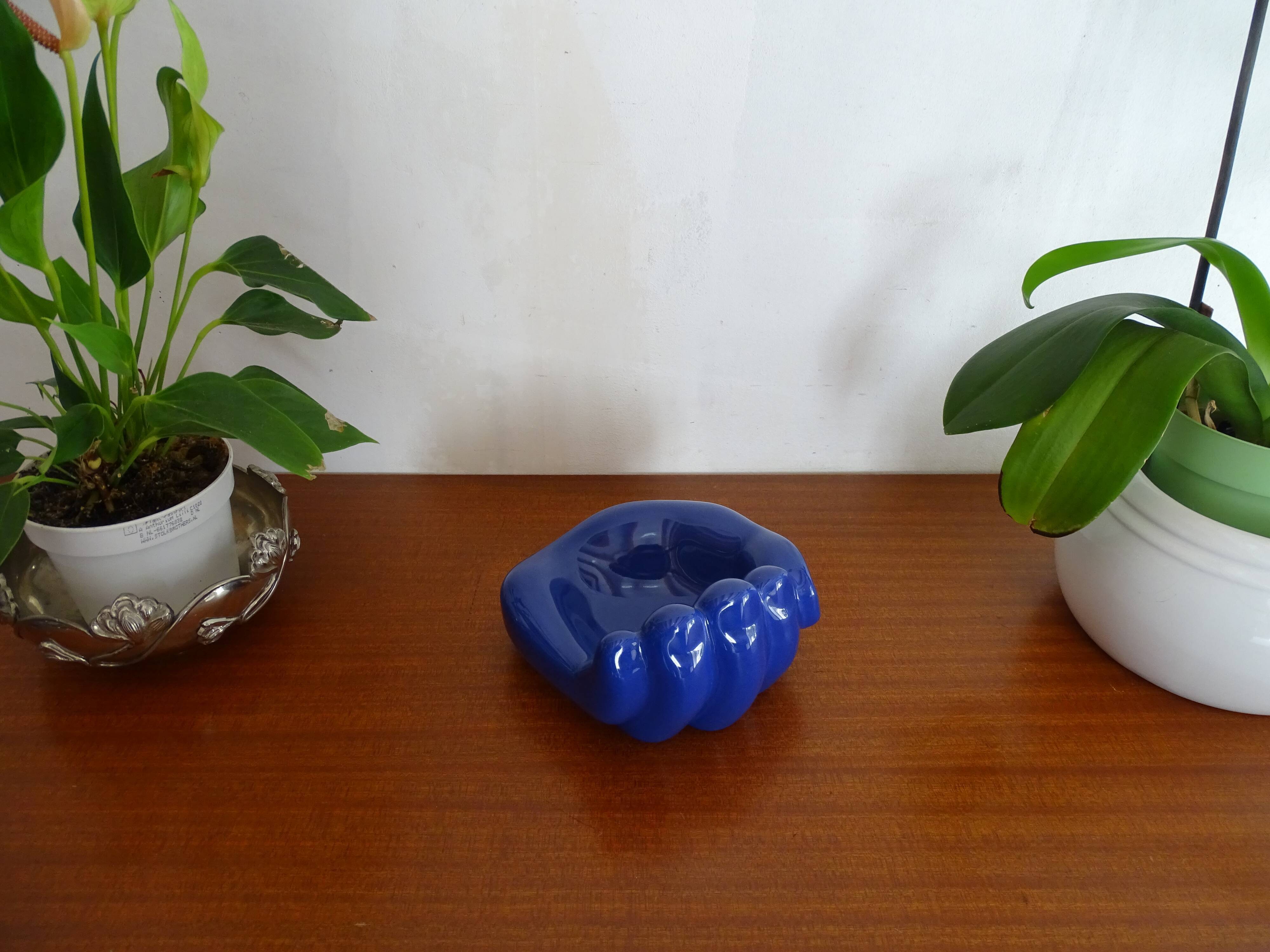 Empty hand pocket giant ceramic blue vintage