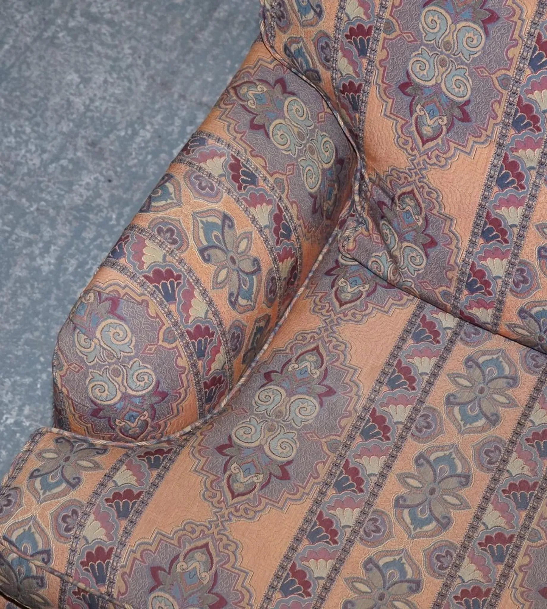 Multiyork Countryhouse Removable Fabric Armchair in the Howard Arm style