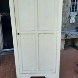 Armoire parisienne