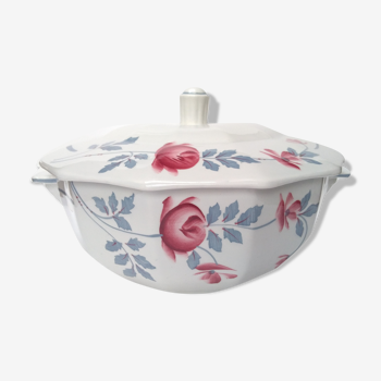 St Amand's old earthenware tureen