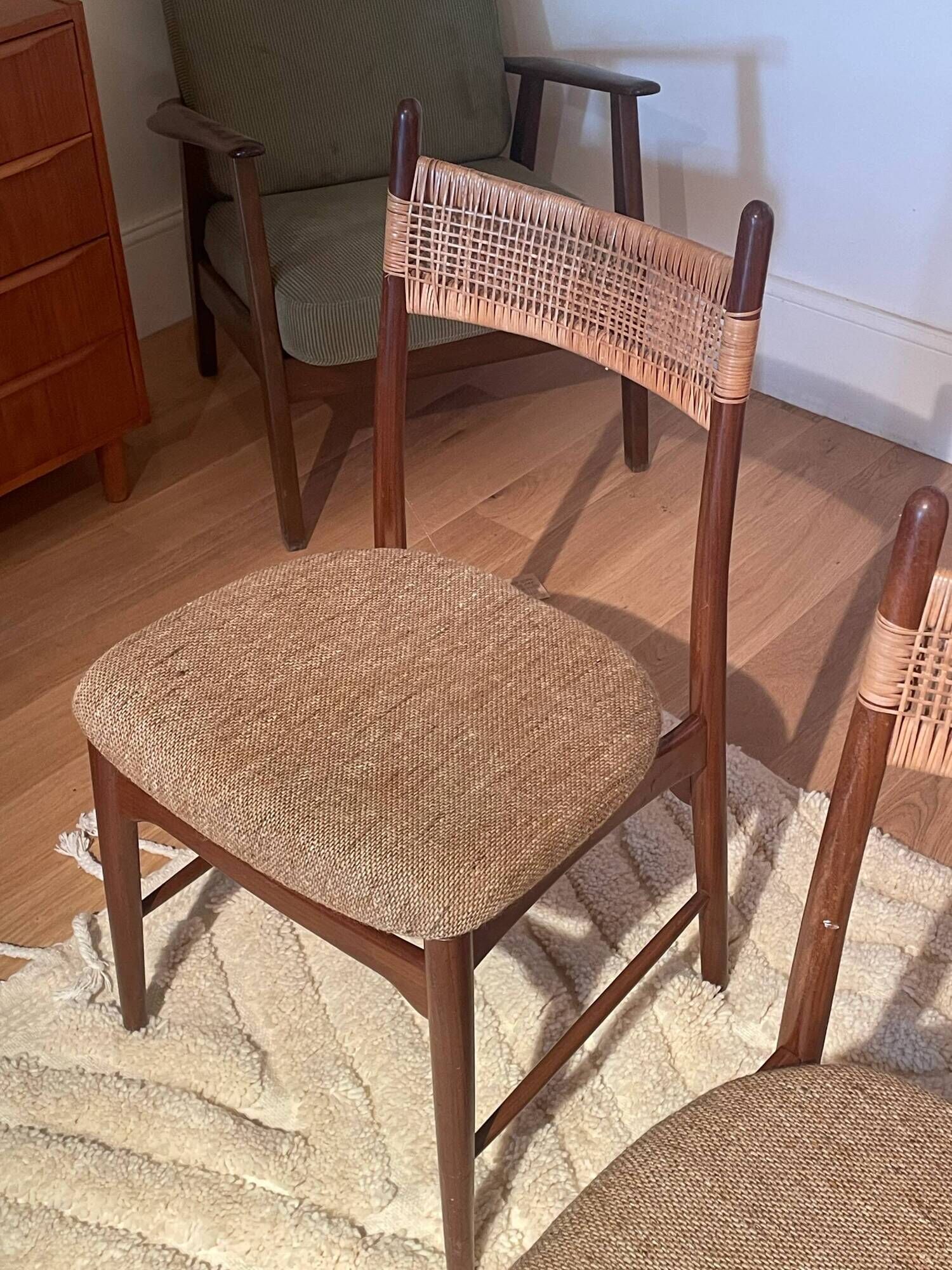 Vintage Scandinavian chair "Hanne" in teak (4 available)