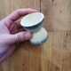 Coquetier diabolo ancien terre de fer