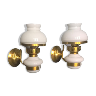 Pair of double opaline and gold metal wall light vintage 60's