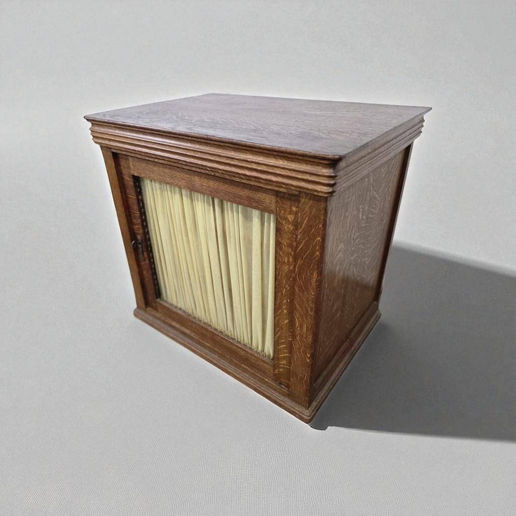 Vintage deep wooden display cabinet / mini cabinet