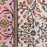 Traditional Persian carpet, 132x168 cm