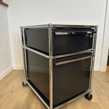 USM Haller wheeled caisson in Graphite Black