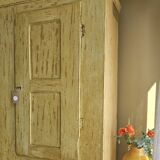 19th-century bonnetière wardrobe | Claudia