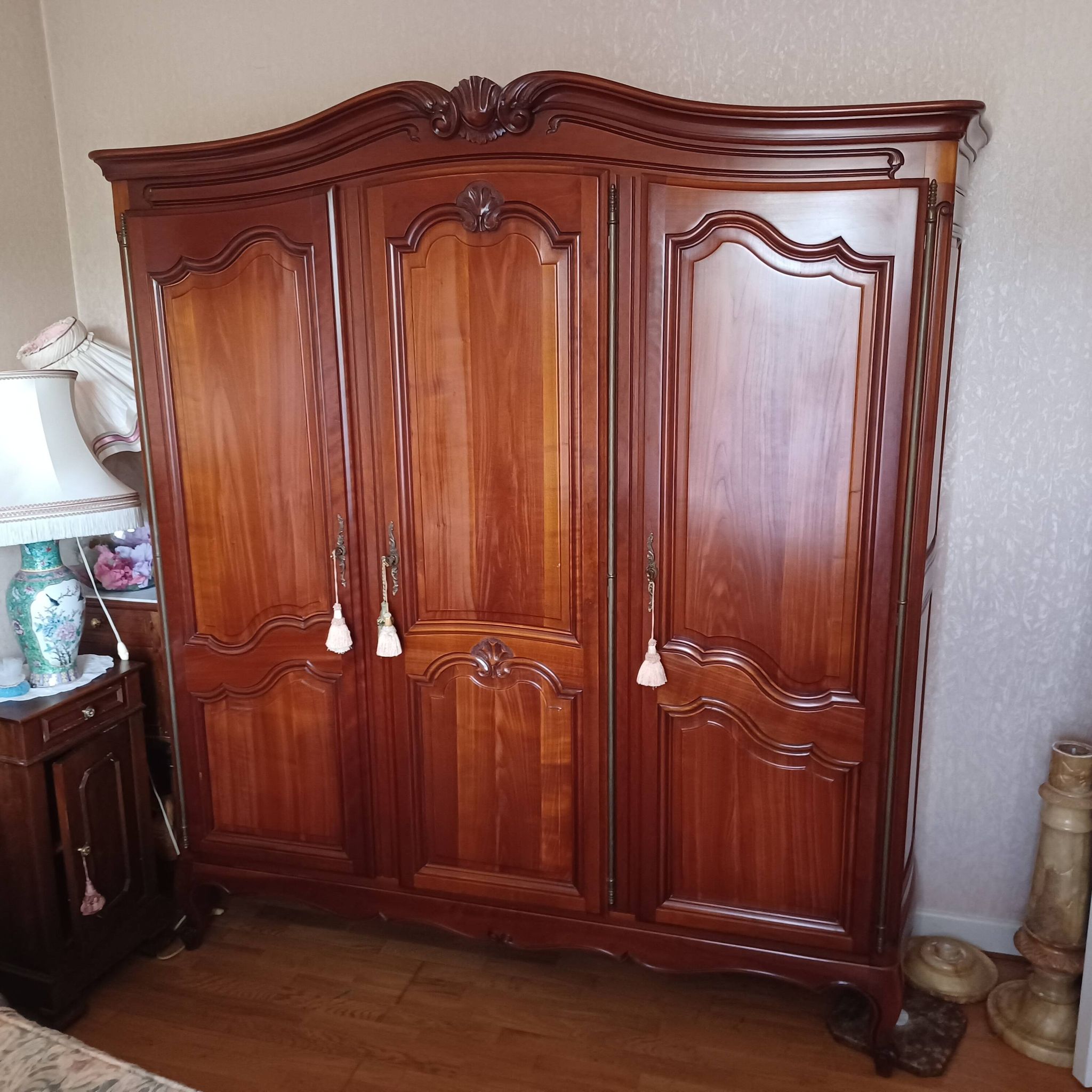 Armoire