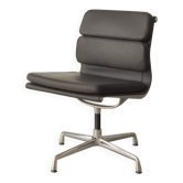 Soft Pad Chair EA 205