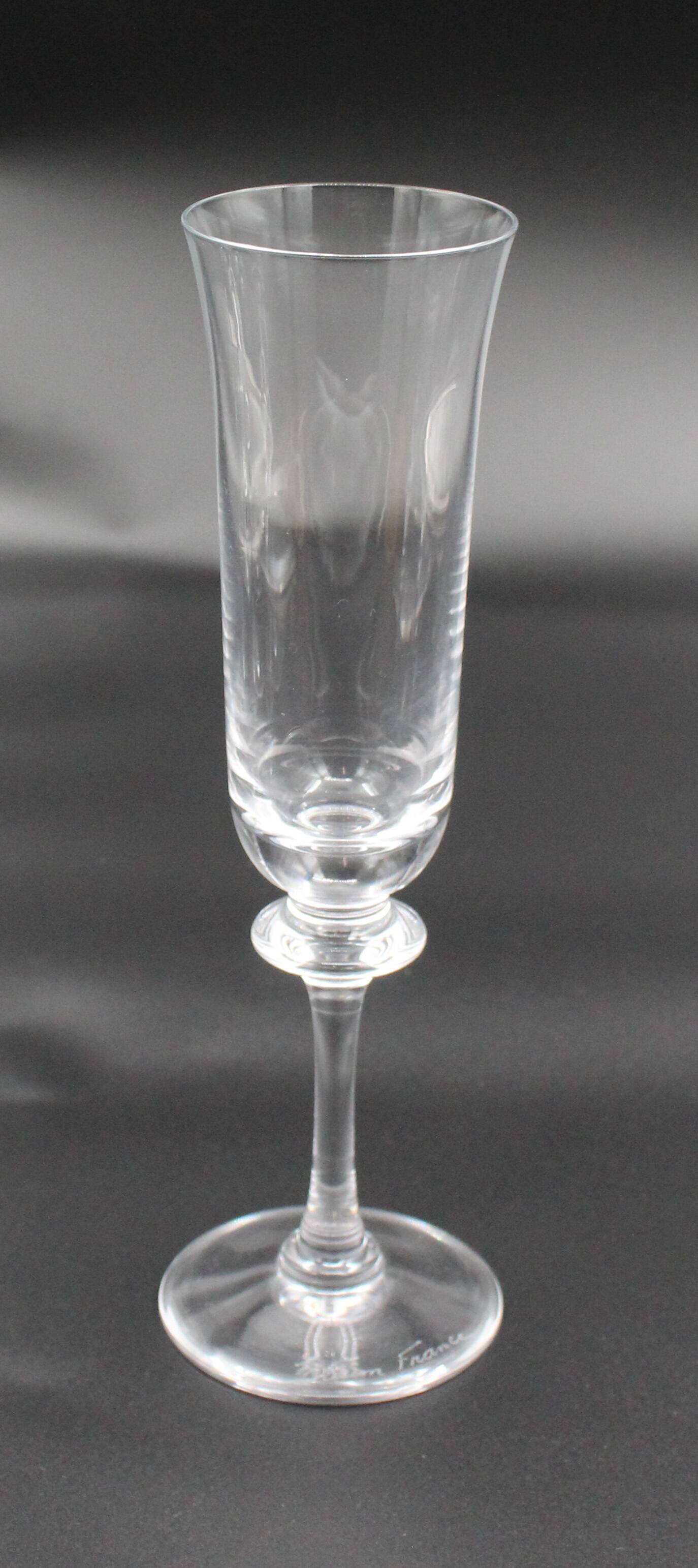6 champagne flutes Saumur model crystal Daum France H = 21.5 cm
