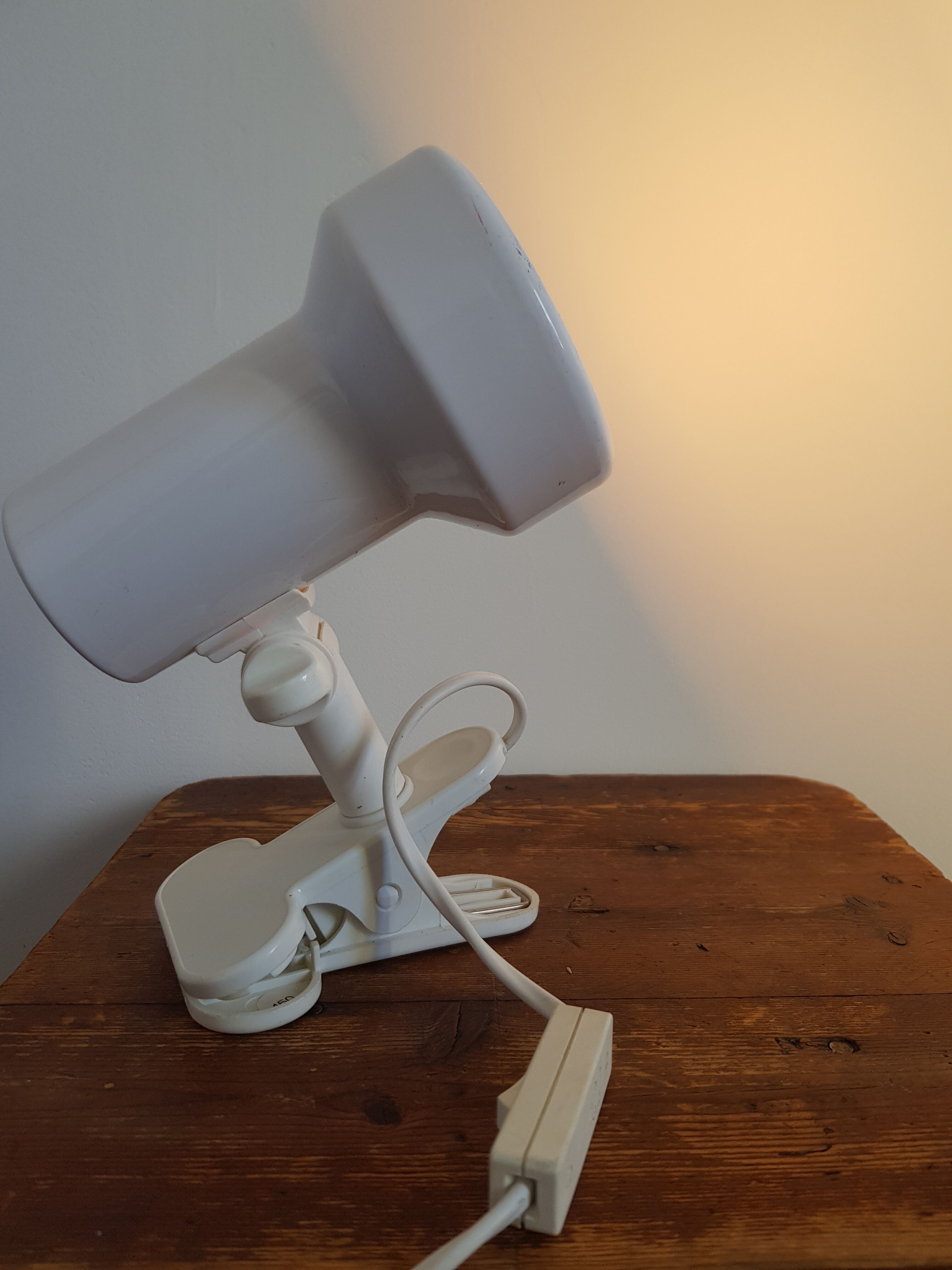 Clip lamp