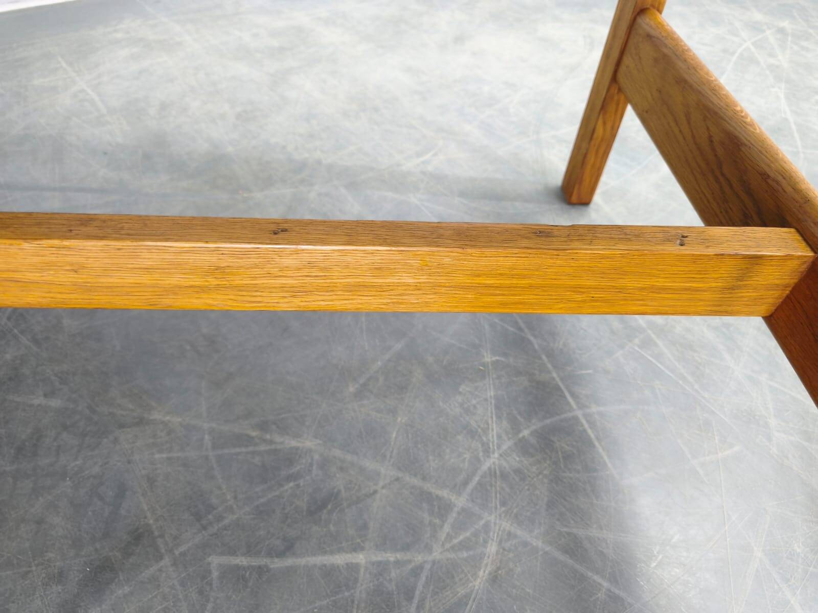 Bureau d'écriture en chêne ge125 de hans j. wegner pour getama, danemark