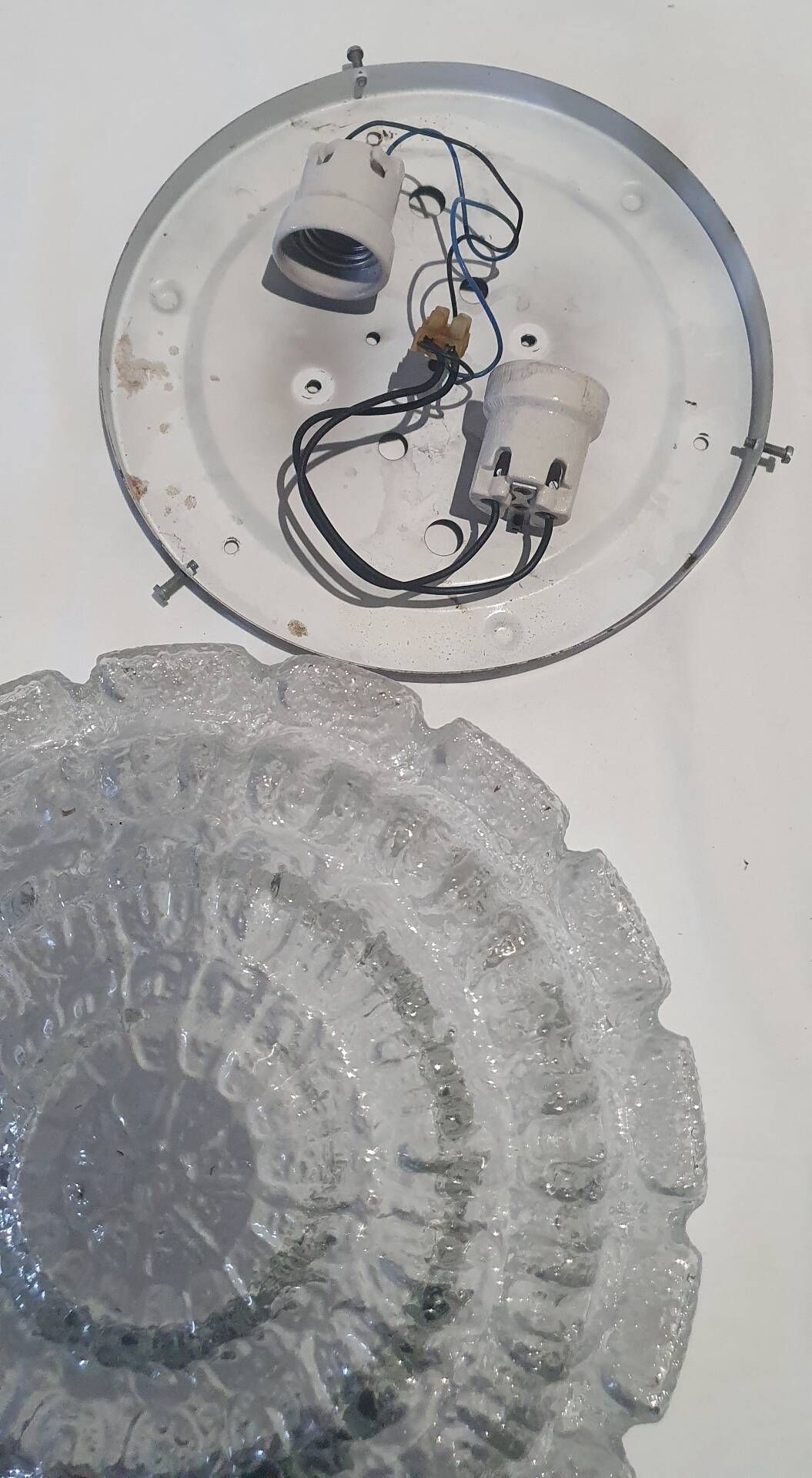 Lampe murale plafond ø 28 cm Glashutte Limburg années 1960 en verre moulé