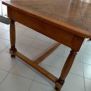 Farm table