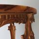 Table d'appoint en métal et marbre