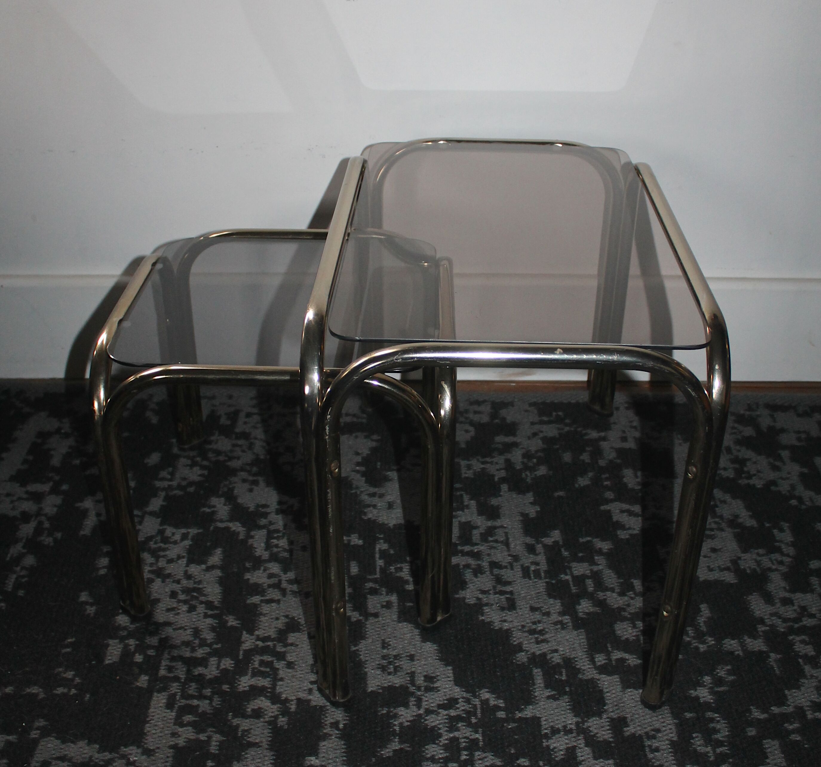 Set of 2 nesting tables of the 70s