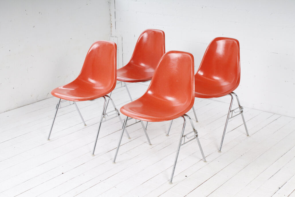 Set of 4 side chairs by Charles & Ray Eames for Herman Miller