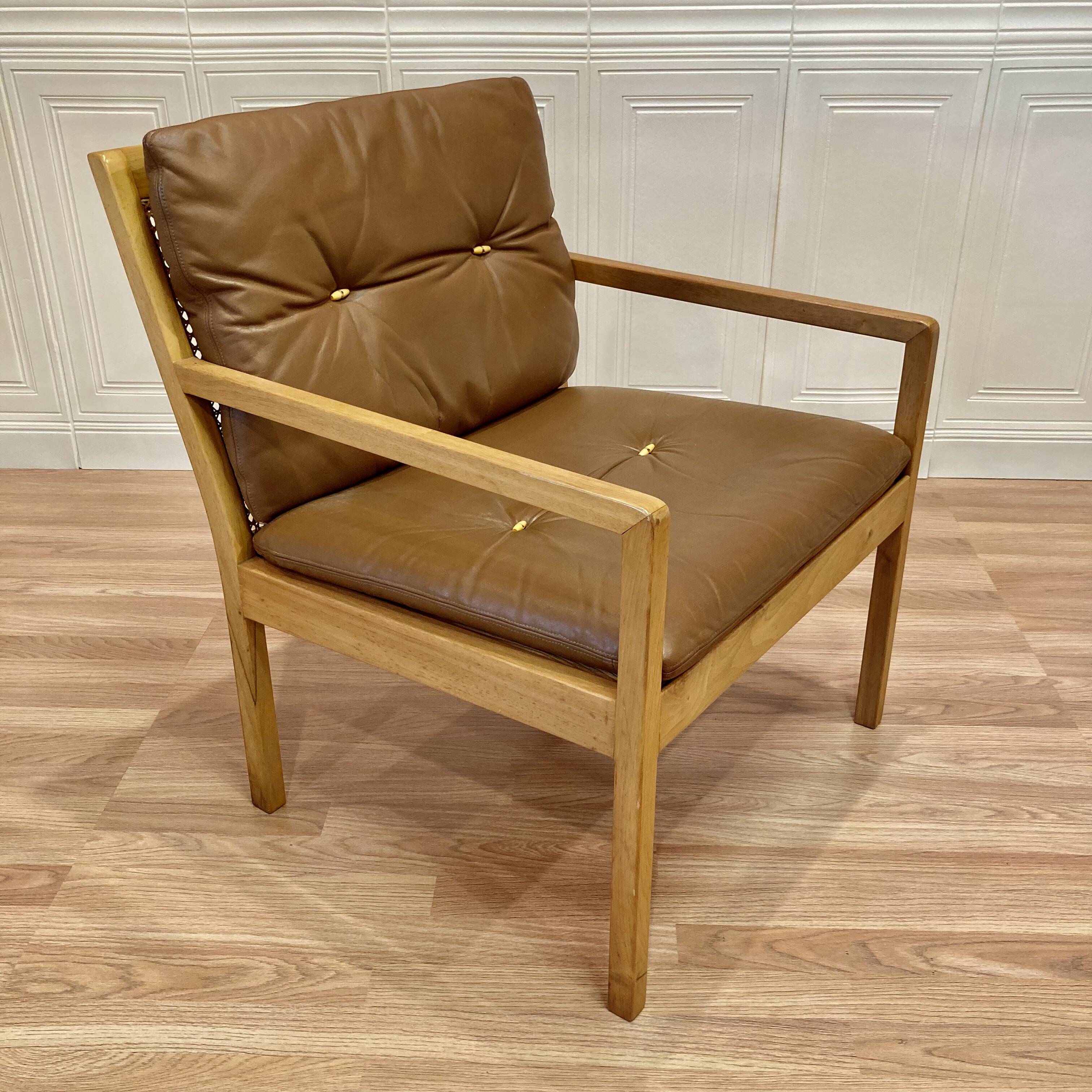 Scandinavian design leather armchair "Bernt Petersen" 1960.
