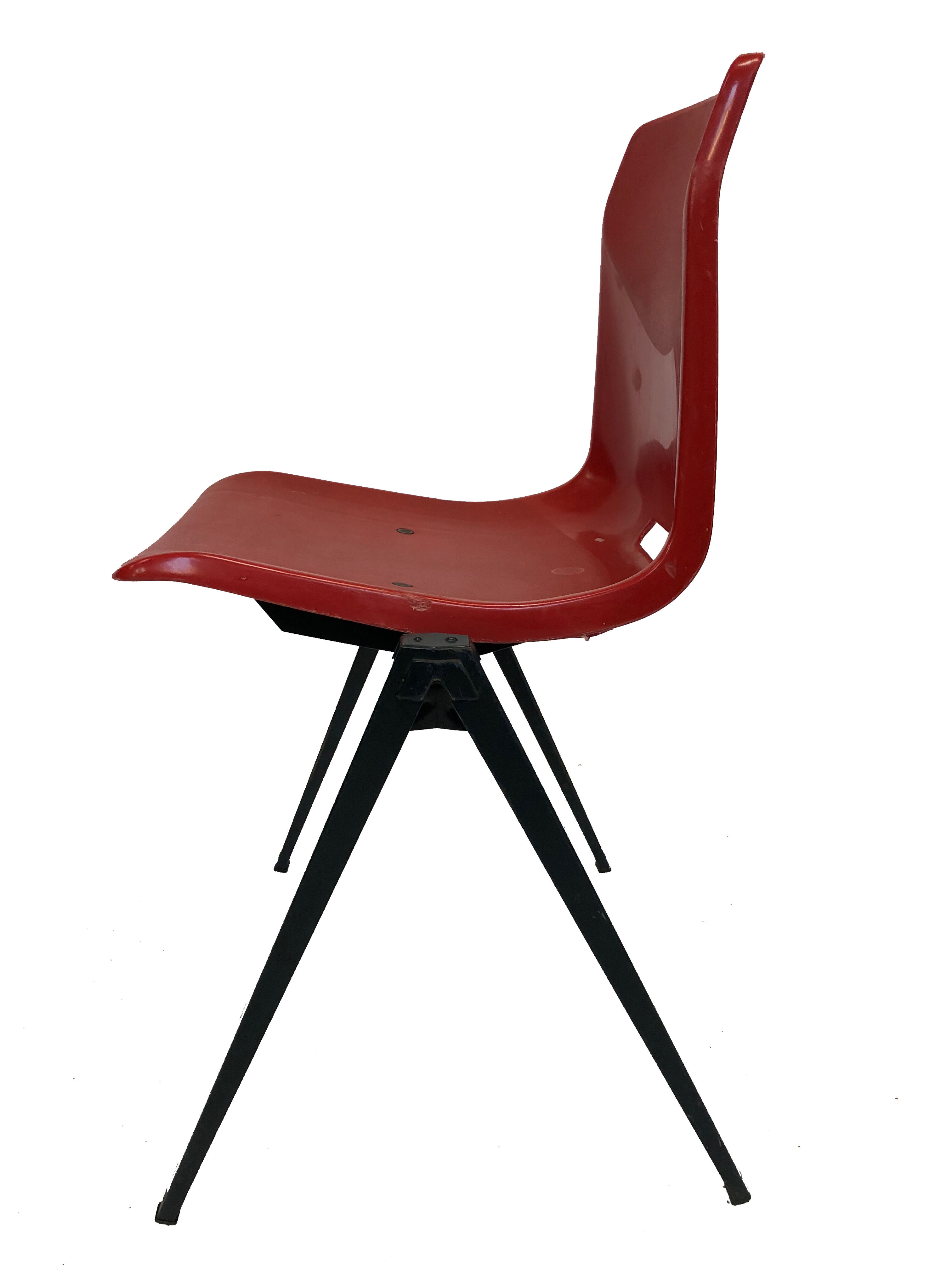 Chaise galvanitas vintage avec pieds compas