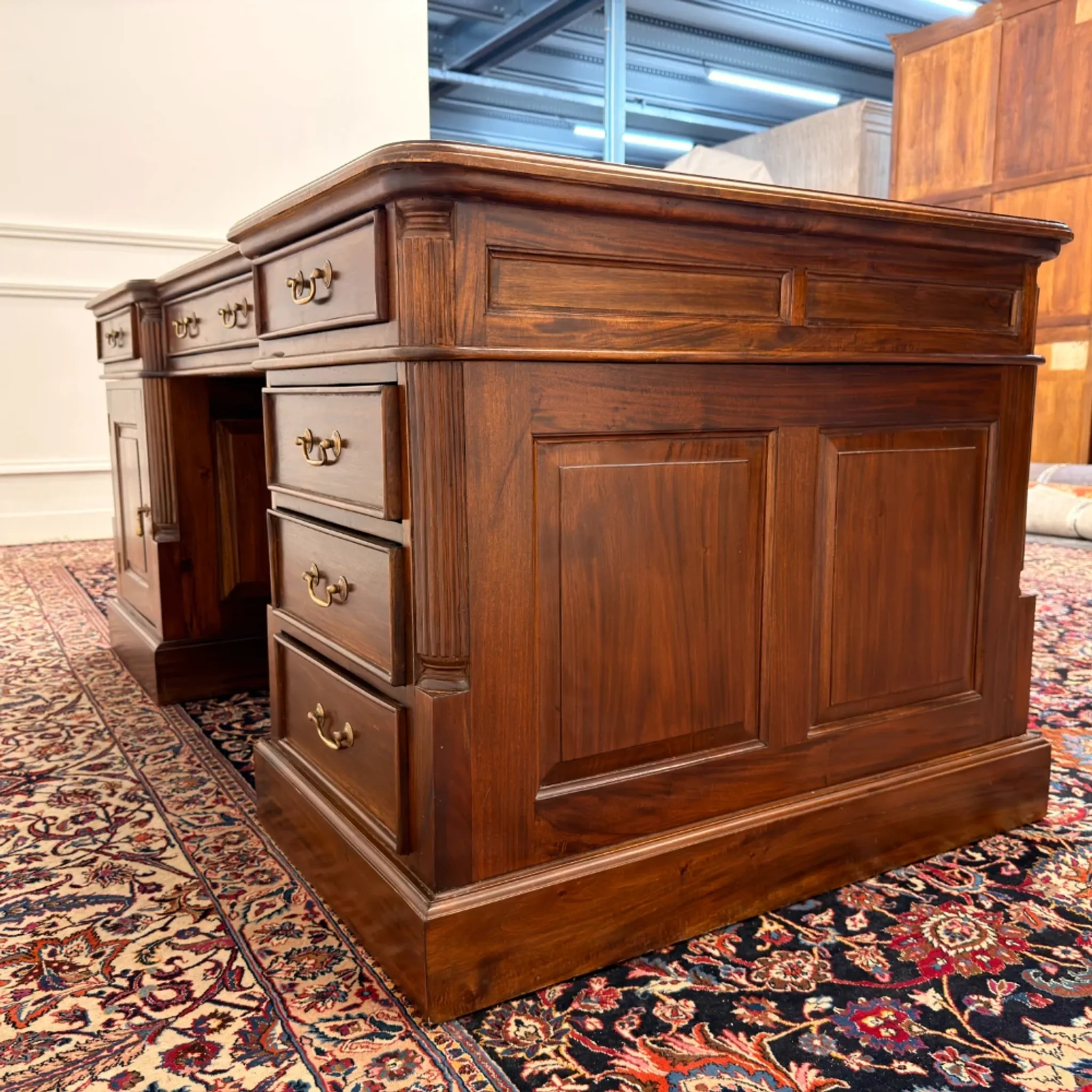 Classic English Desk Partnerdesk