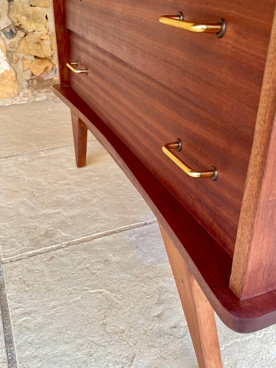 Vintage chest of drawers with 4 drawers, splayed legs circa 1960s