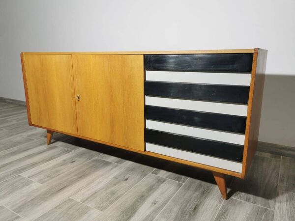 Enfilade par Jiri Jiroutek pour Interier Praha, 1960
