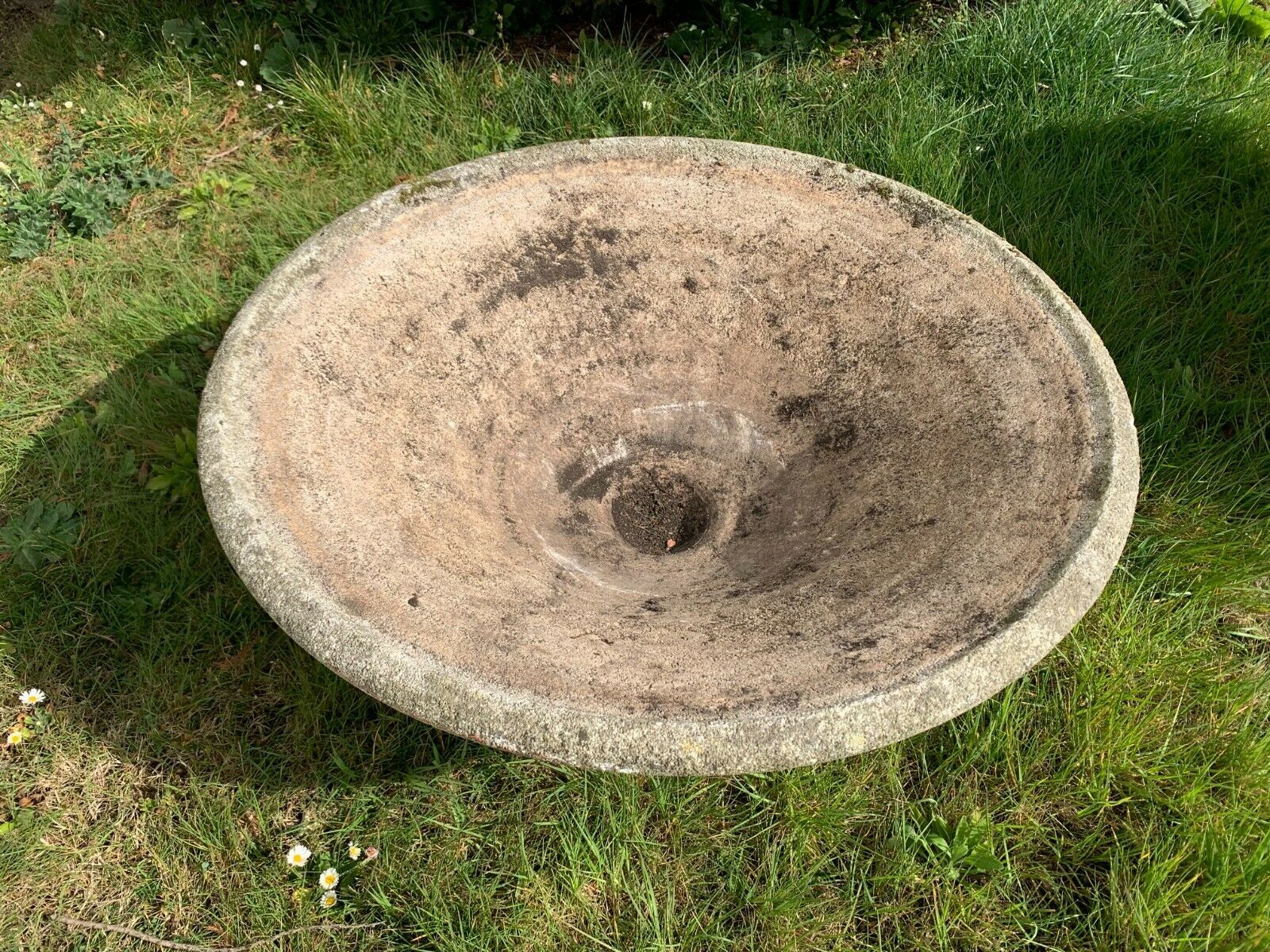 Planter garden flower tray in reconstituted cement xx century