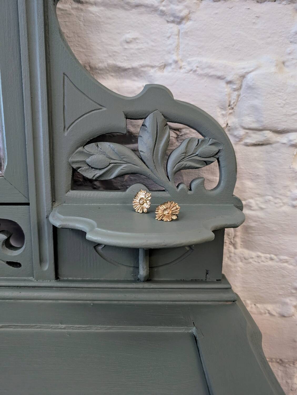 Art Nouveau dressing table