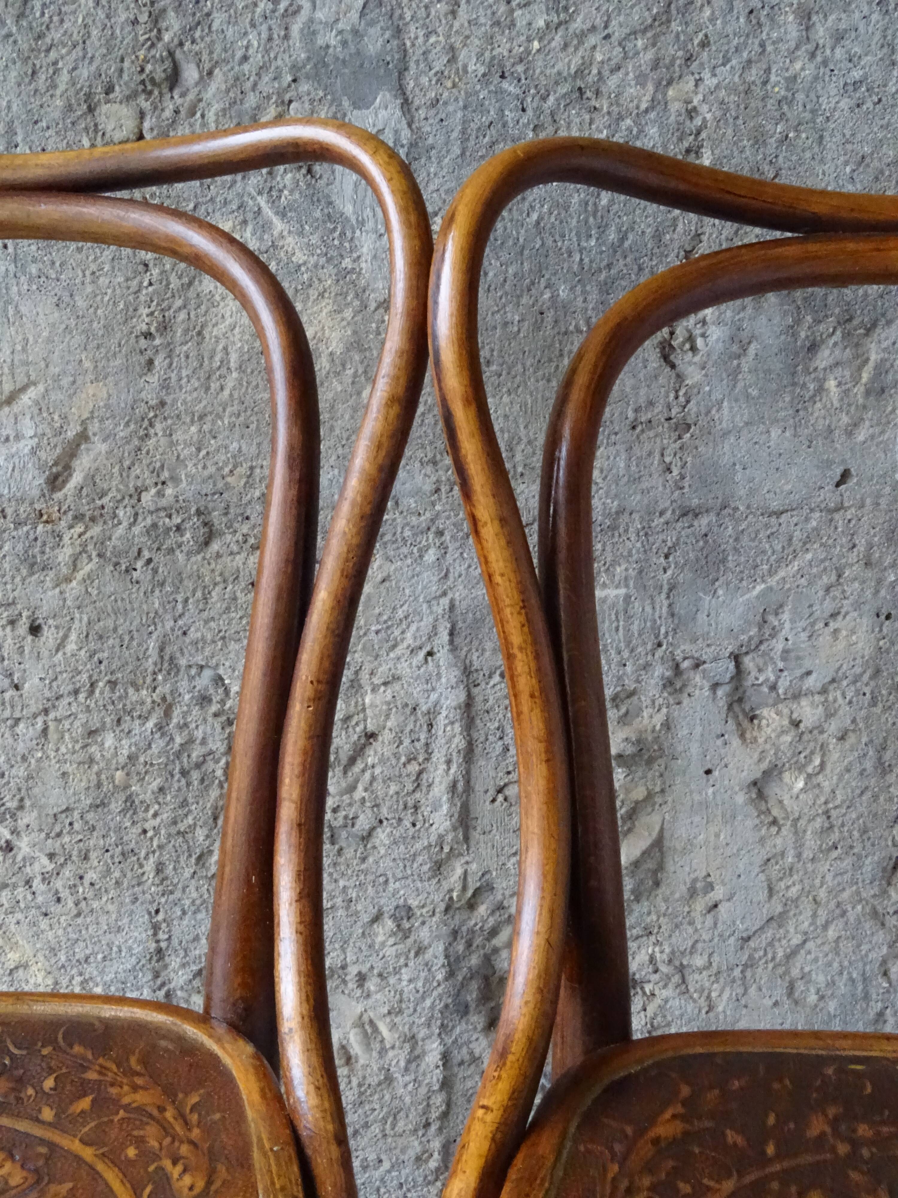Chaises Kohn N°55 hauteu assise 46 cm