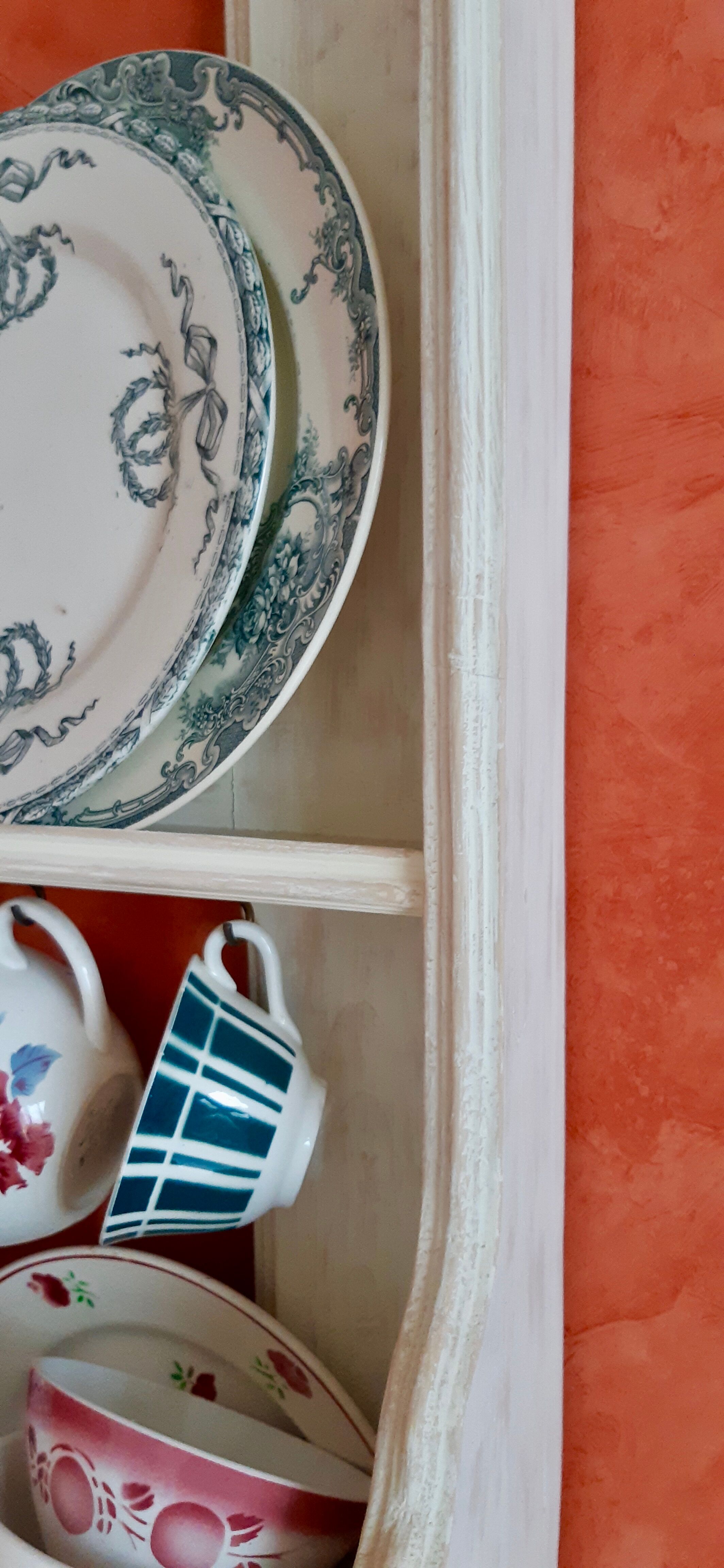 shelf / wall cabinet in wooden sandblasted effect old early twentieth century