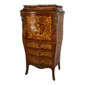 Secrétaire galbé et - style