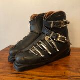 Old leather ski boots