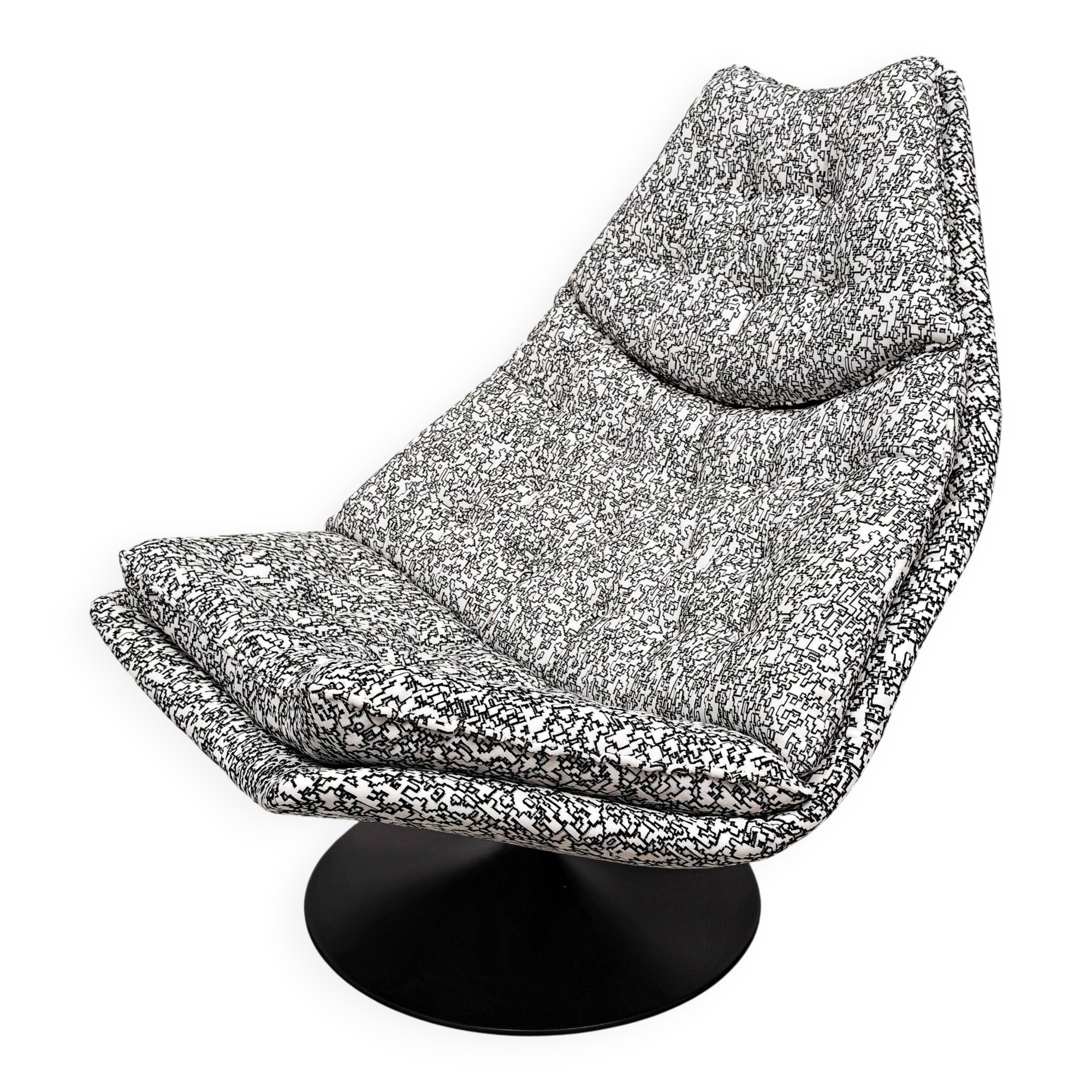 Space Age FS 588 swivel lounge chair by Geoffrey Harcourt for Artifort