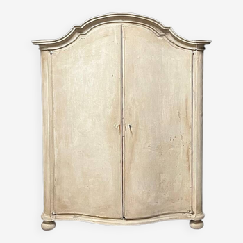 19th century patinated Gustavian cabinet