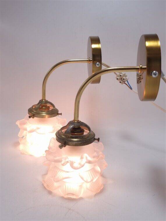 Glass paste wall lights