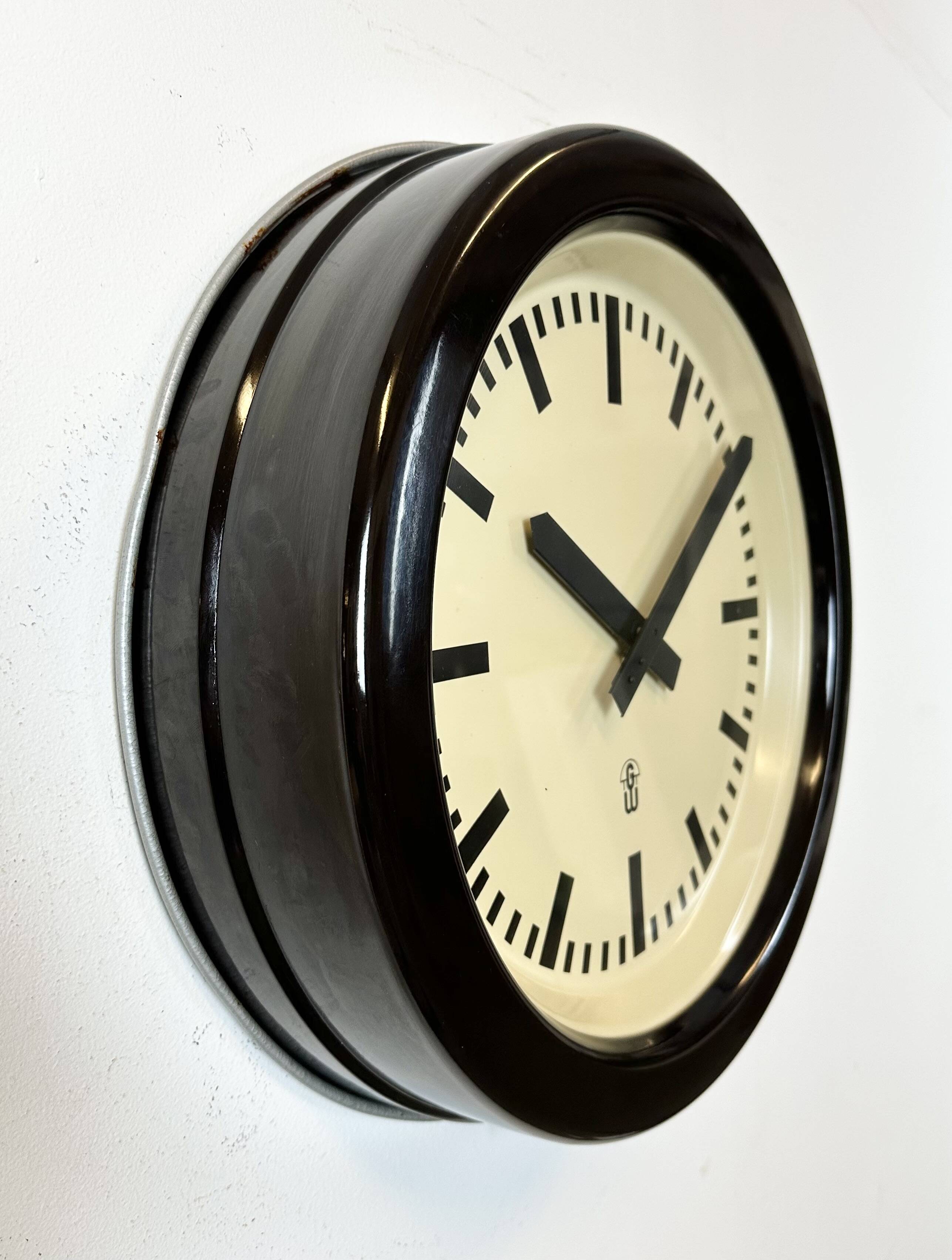 Large Industrial Brown Bakelite East German Wall Clock from GW, 1960s
