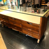 Comptoir de magasin