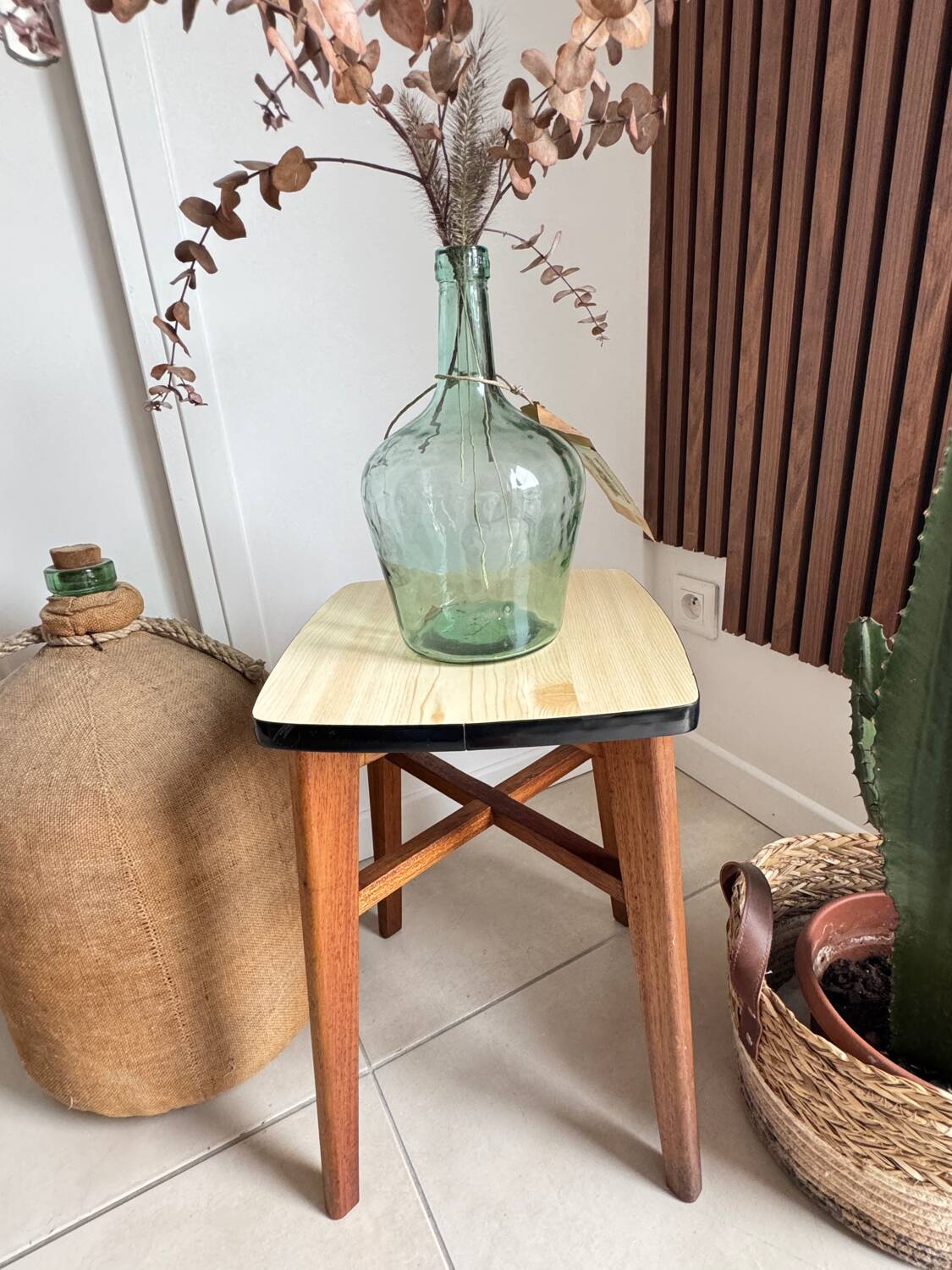 Tabouret en bois et Formica vintage